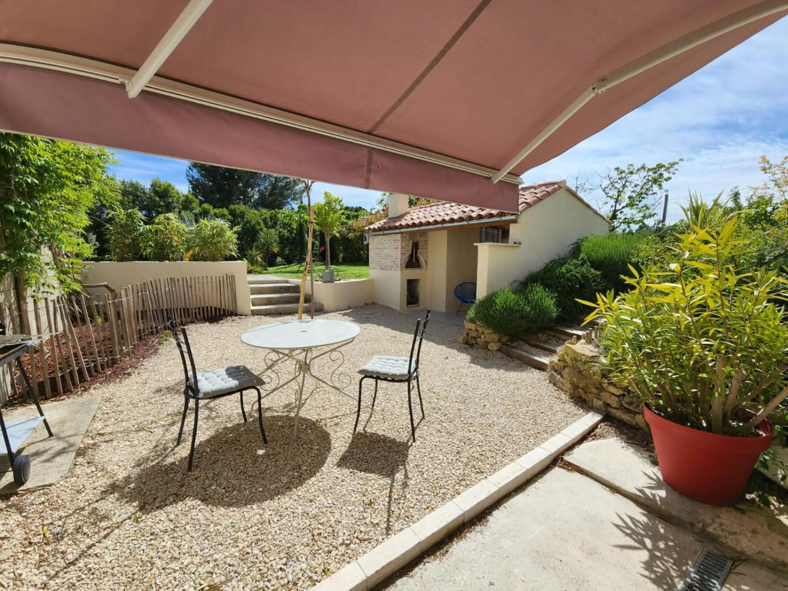 Myluberon-Appartement Au Pied Du Luberon Lauris Exteriör bild